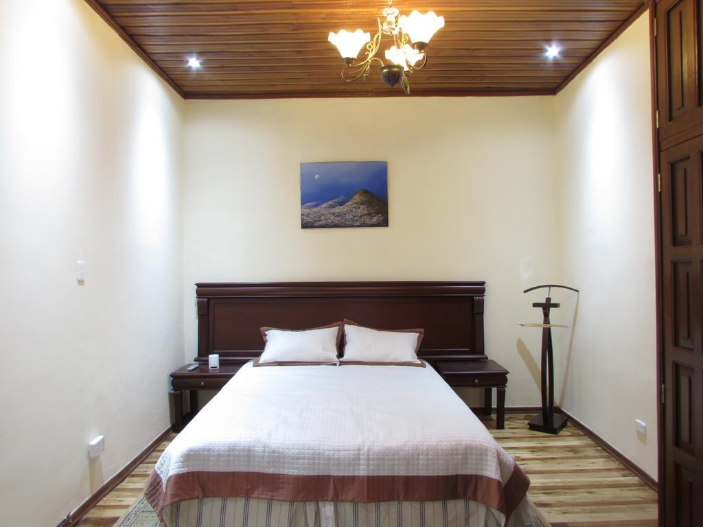 San Blas House & Suites Quito Exterior foto